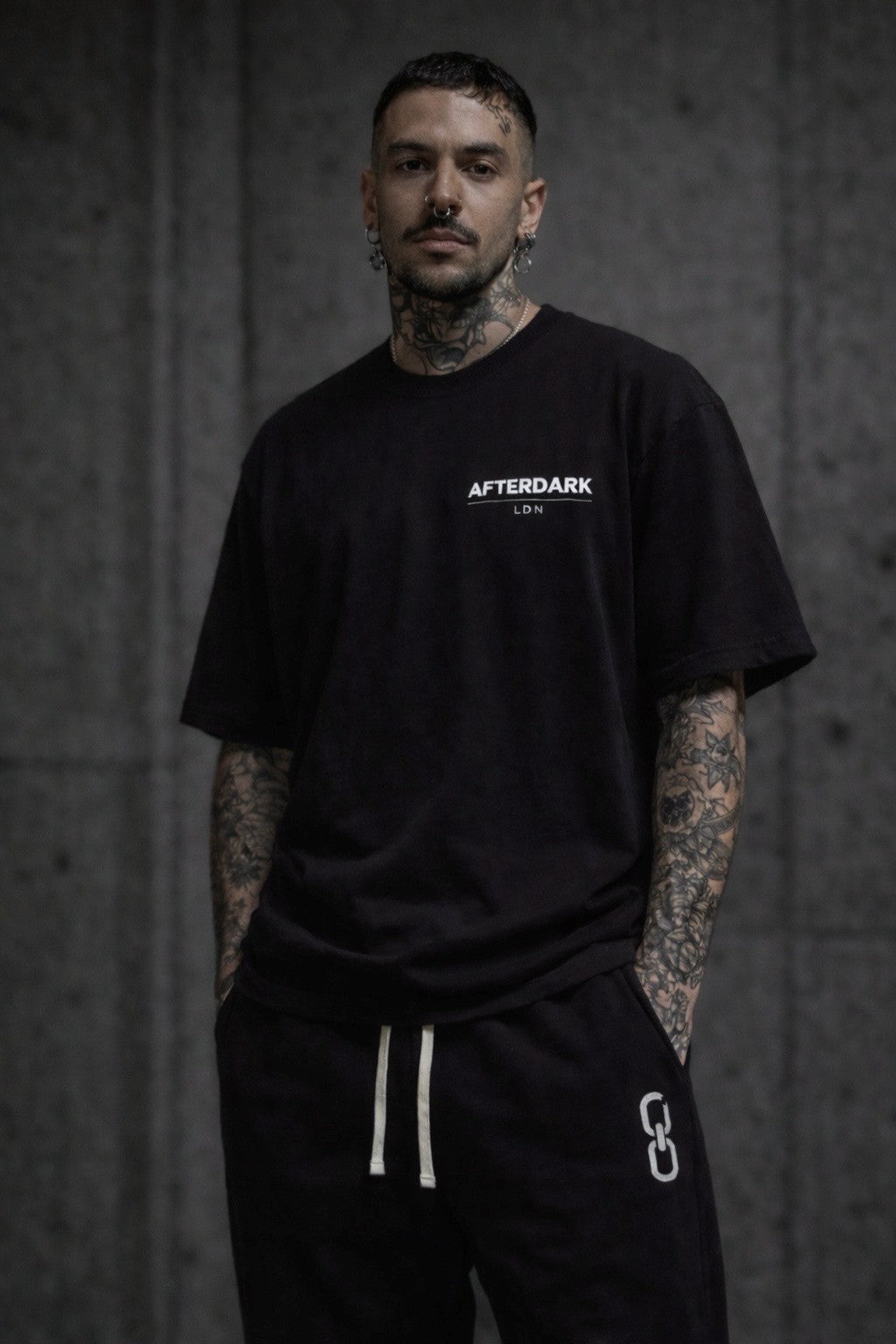 LOOK 01 — CORE UNIFORM